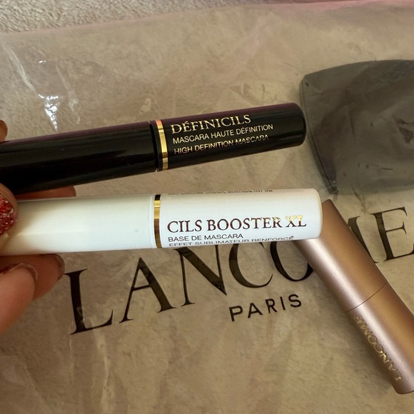 New Lancome Cosmetic Make Up Set & Pink
Cosmetic Bag - Picture 13 of 14